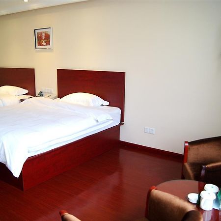 Greentree Inn Huai'An Bus Station Golden Eagle Xinya Huaihai Road Business Hotel Eksteriør billede