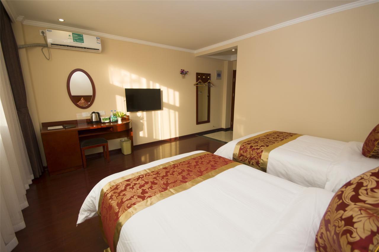 Greentree Inn Huai'An Bus Station Golden Eagle Xinya Huaihai Road Business Hotel Eksteriør billede